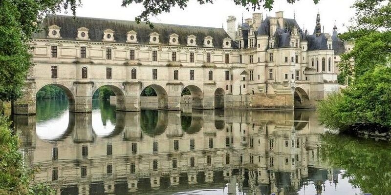 chateau-de-chenonceau на реке Шер